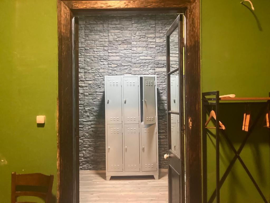 Titan House Hostel Σμύρνη Εξωτερικό φωτογραφία